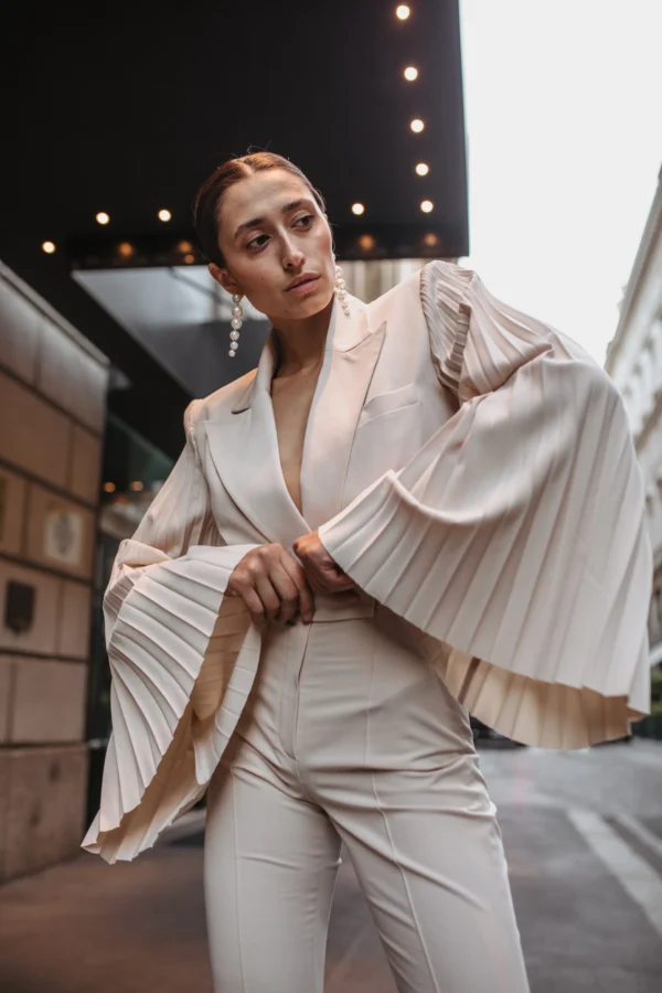 Pleated sleeves blazer on a single button in beige made by REPULO'S brand