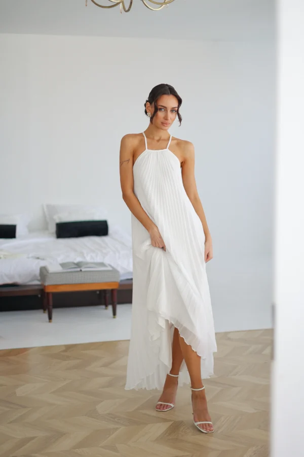 Designer maternity photoshoot dress with flowing chiffon silhouette by REPULO’S