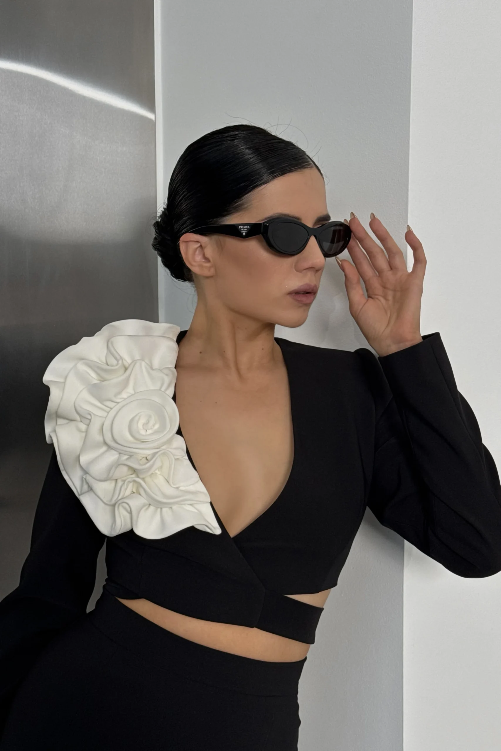 Luxury crop blazer with oversized floral appliqué by Ukrainian brand REPULO’S