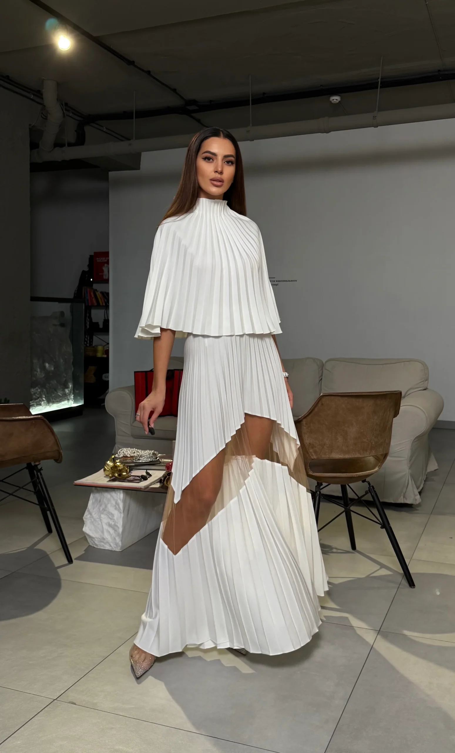 Pleated turtleneck white cape for sophisticated layering by REPULO’S