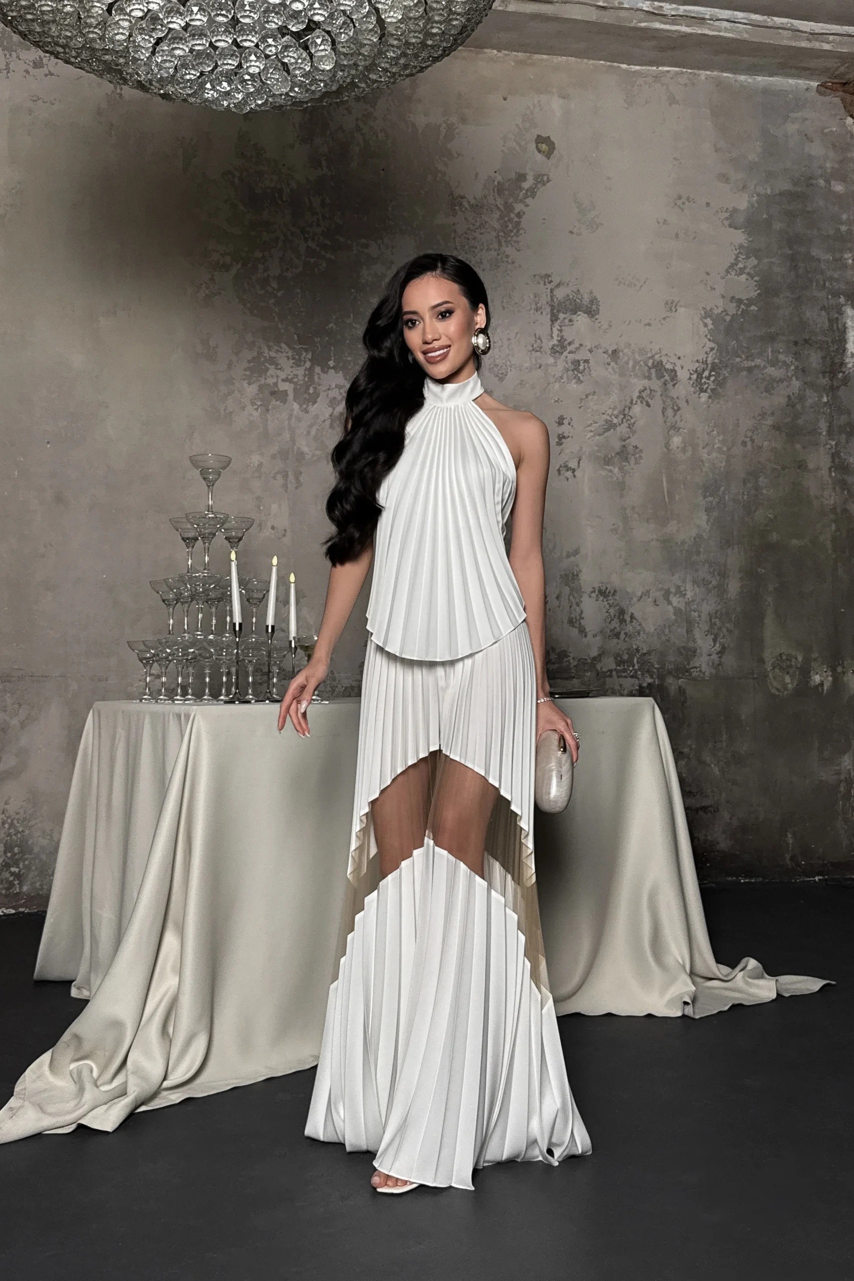 Pleated designer pants for cocktail parties and special occasions by REPULO’S