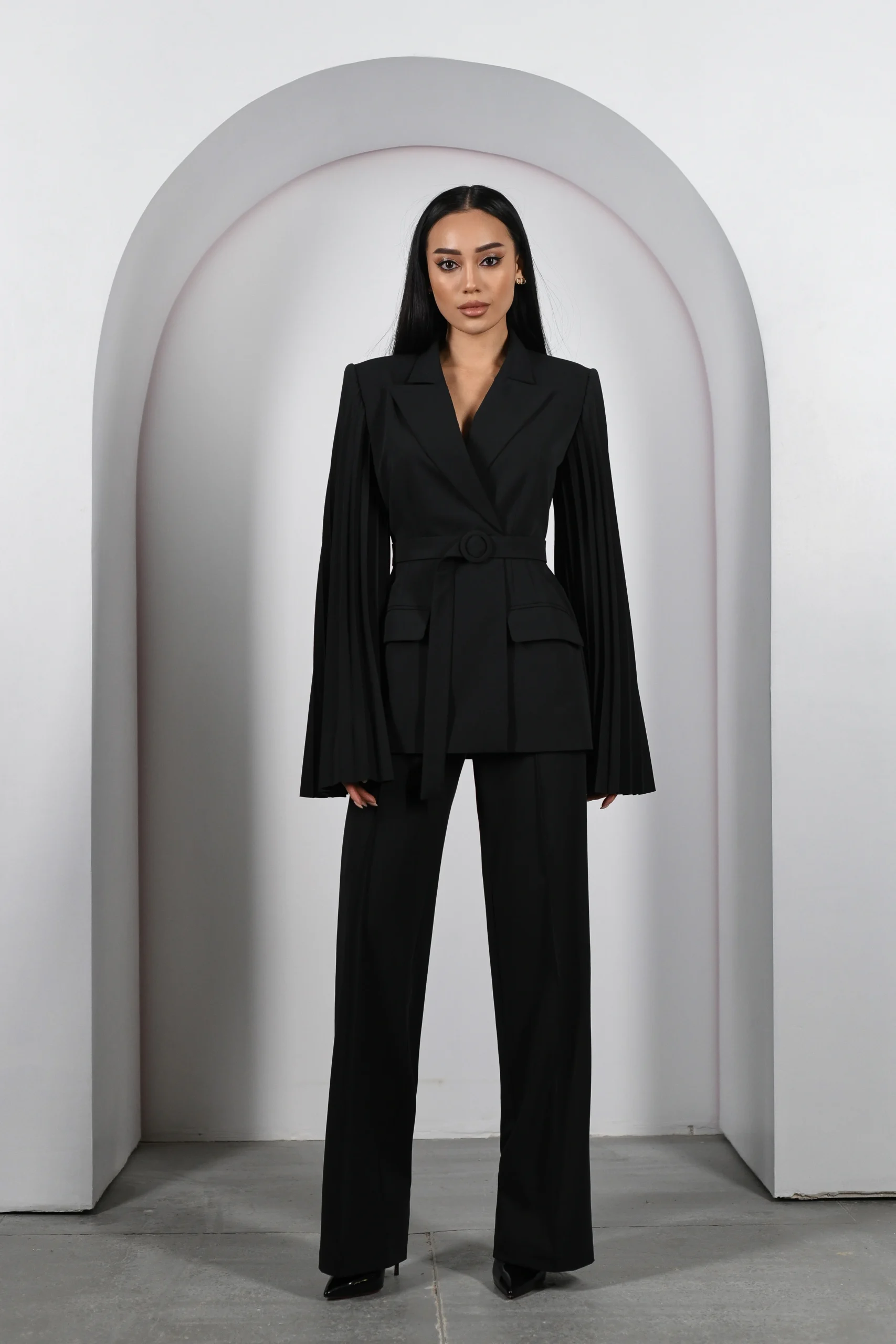Elegant black office blazer for women by REPULO’S