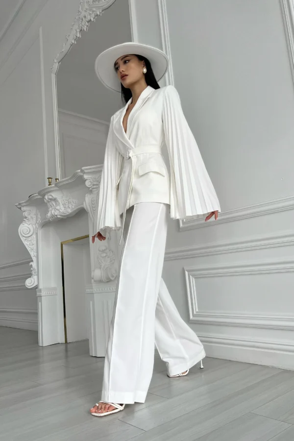 Women’s white structured blazer with pleated sleeves by REPULO’S