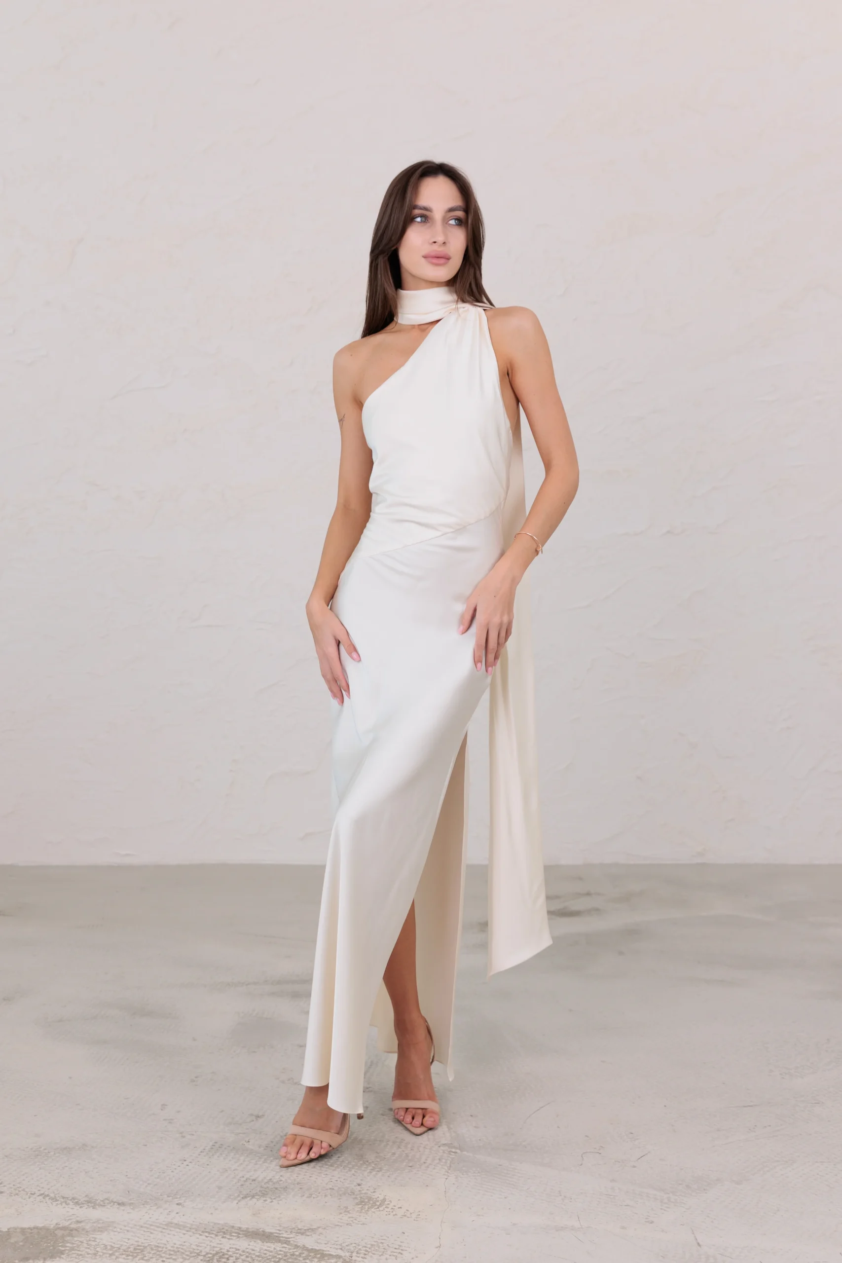 Designer satin gown for destination weddings by REPULO’S