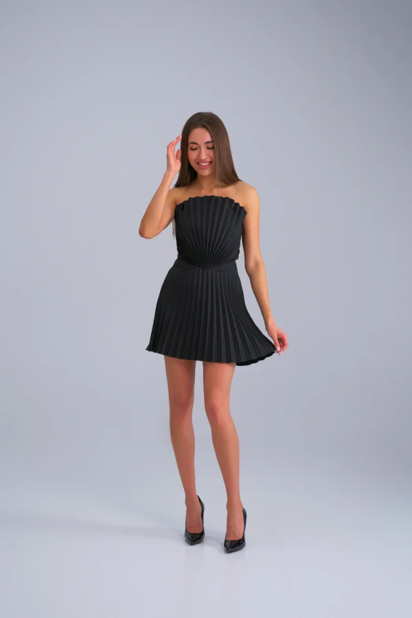 Czarna gorsetowa sukienka mini Shell – odkryte plecy – REPULO’S