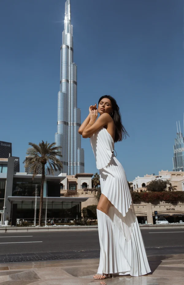 Elegant women’s wide-leg pants with modern sculptural design by REPULO’S