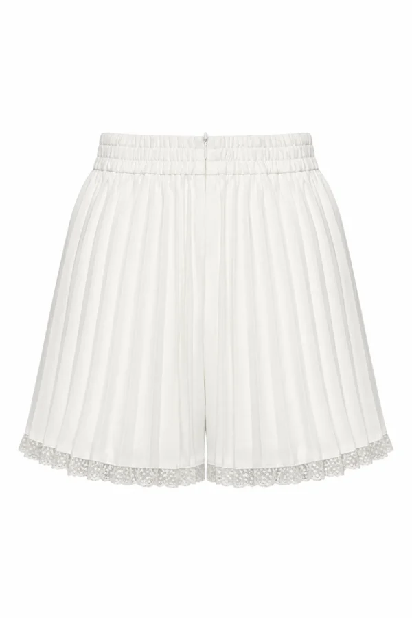 Pleated lace hem shorts with high-waisted silhouette by REPULO’S - back view