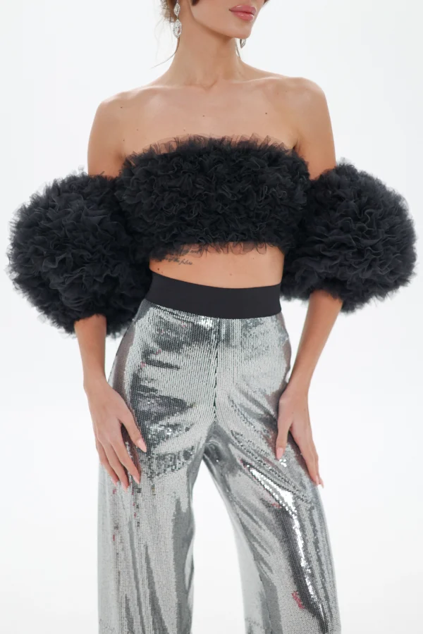 Close-up of the black tulle bubble sleeves on the bandeau top
