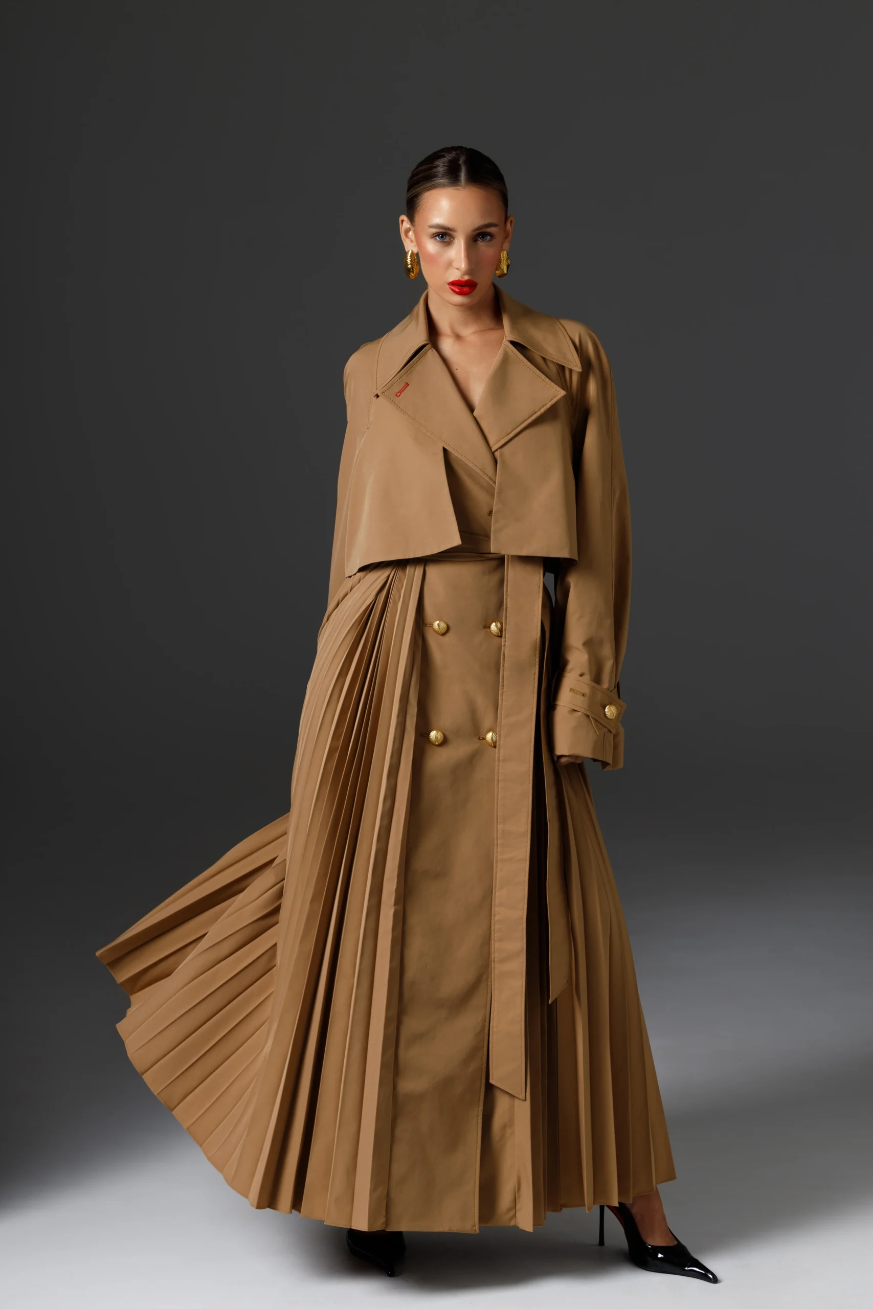 Designer-Trenchcoat für Damen Amber mit auffälligem Plissee-Rücken, REPULO'S